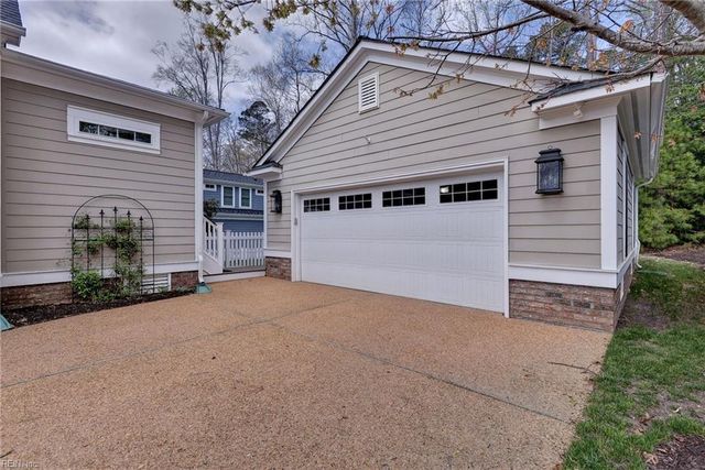 5206 Rollison DR, Williamsburg, VA 23188