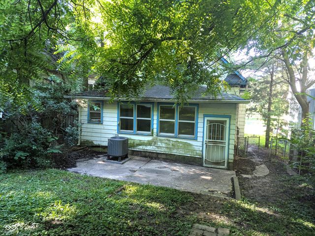 2402 E 16th Street, Indianapolis, IN 46201