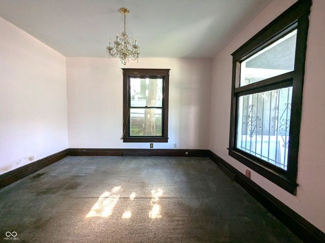 2402 E 16th Street, Indianapolis, IN 46201
