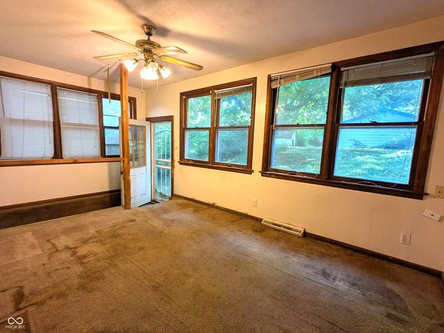 2402 E 16th Street, Indianapolis, IN 46201