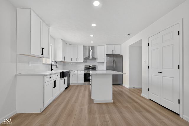 2944 Corbin Drive, Indianapolis, IN 46217