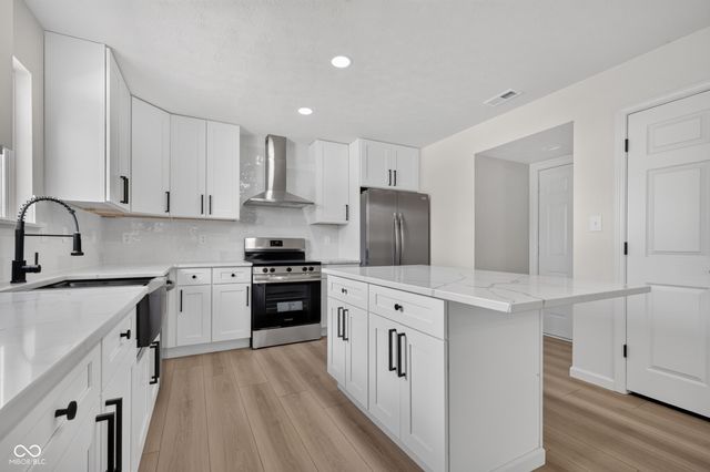 2944 Corbin Drive, Indianapolis, IN 46217
