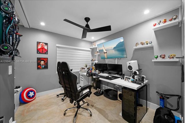 4824 SW 19th St, West Park, FL 33023