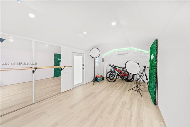 4824 SW 19th St, West Park, FL 33023