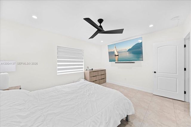 4824 SW 19th St, West Park, FL 33023