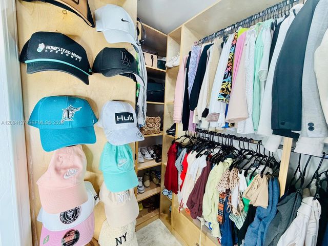 4824 SW 19th St, West Park, FL 33023