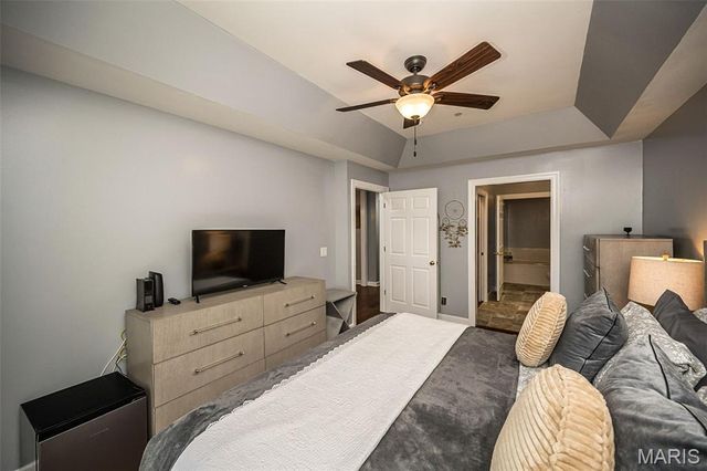 13101 Mill Crossing Court 300, Creve Coeur, MO 63141