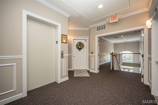 13101 Mill Crossing Court 300, Creve Coeur, MO 63141