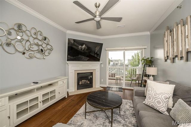 13101 Mill Crossing Court 300, Creve Coeur, MO 63141