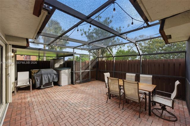 1172 SW 118th Ter, Davie, FL 33325