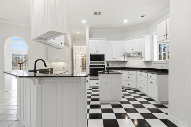 11645 N State Highway 36, Jonesboro, TX 76538