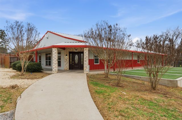 11645 N State Highway 36, Jonesboro, TX 76538