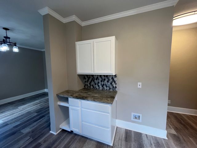 1010 Avenue K, Brownwood, TX 76801