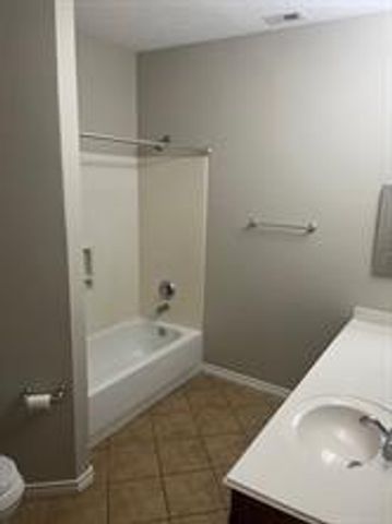 129 Clear Water Street W, Montgomery, TX 77356