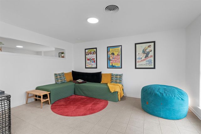 2009 Northridge DR, Austin, TX 78723