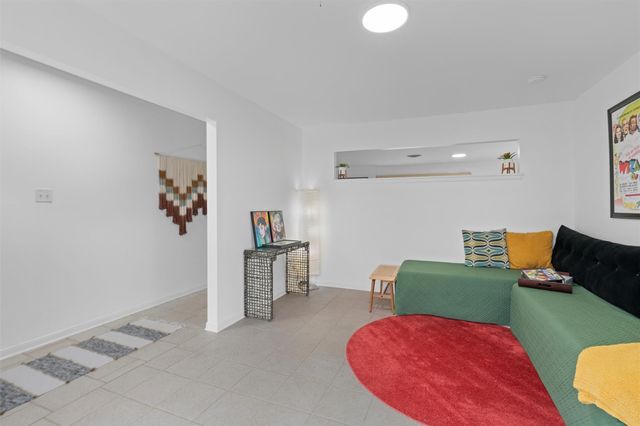 2009 Northridge DR, Austin, TX 78723