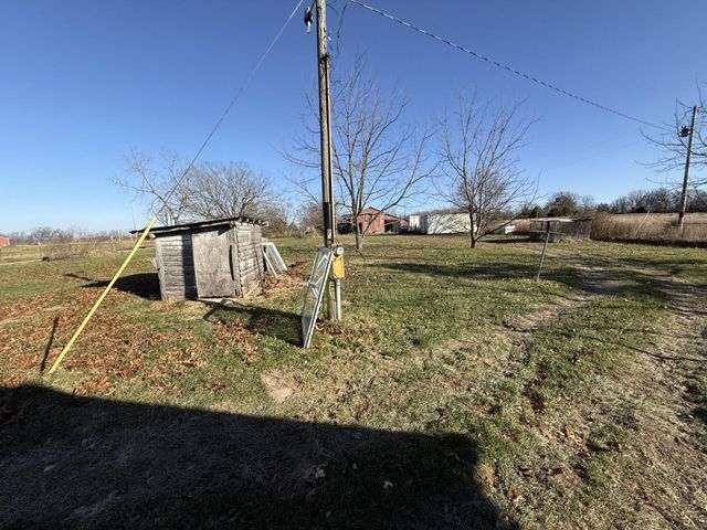 909 Cooper Drive, Mountain Grove, MO 65711