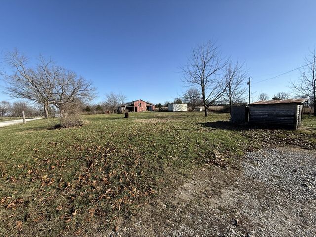 909 Cooper Drive, Mountain Grove, MO 65711