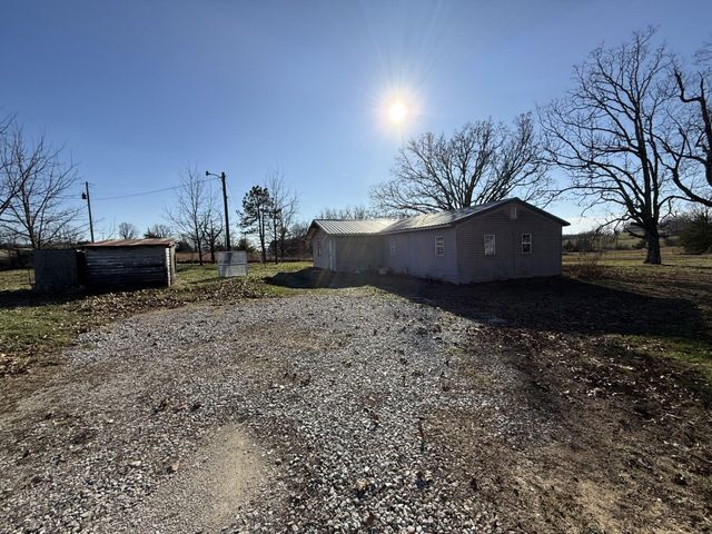 909 Cooper Drive, Mountain Grove, MO 65711