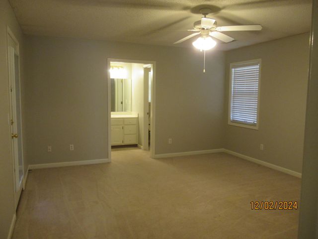 3840 Oleander Drive, Sumter, SC 29154