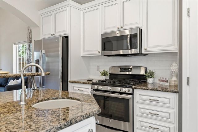 6106 Illinois Ave, Orangevale, CA 95662