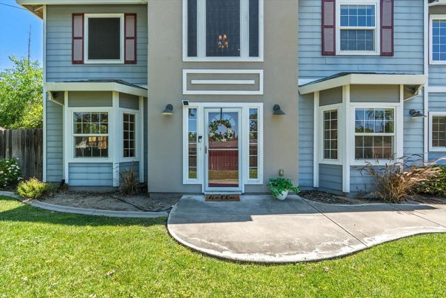 6106 Illinois Ave, Orangevale, CA 95662