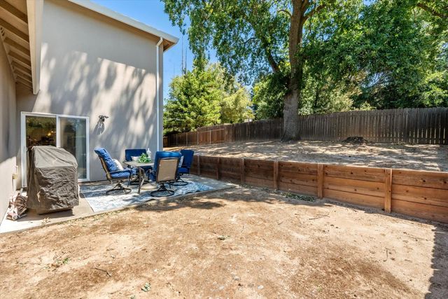 6106 Illinois Ave, Orangevale, CA 95662