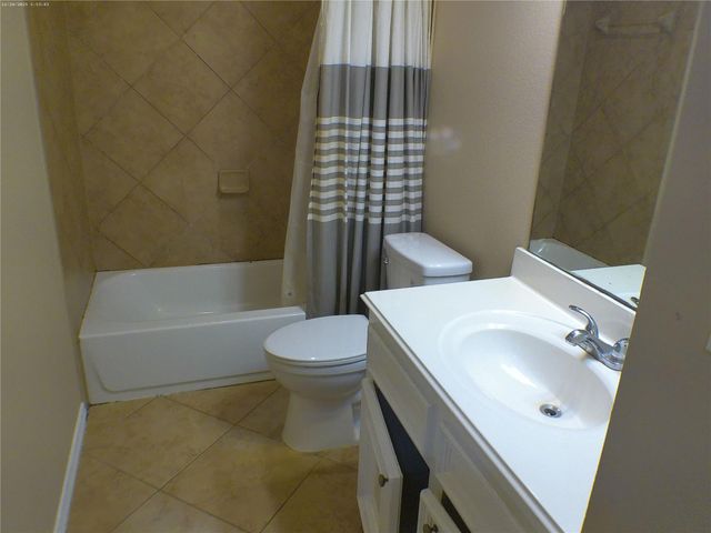 20207 Emerald Cliff Lane, Richmond, TX 77407