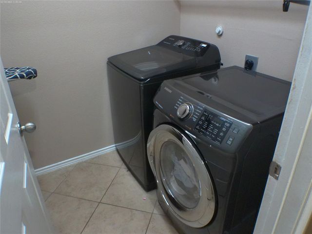 20207 Emerald Cliff Lane, Richmond, TX 77407