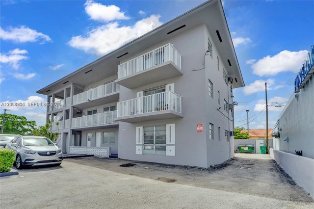 3424 W Flagler Street 8, Miami, FL 33135