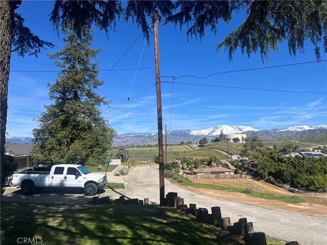 12184 Gladys, Yucaipa, CA 92399
