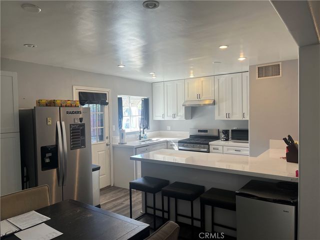 12184 Gladys, Yucaipa, CA 92399