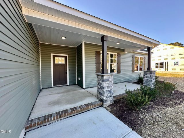 165 Bay Valley Road, Kenly, NC 27542