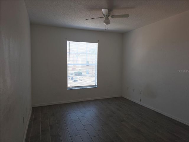5554 METROWEST BOULEVARD 202, Orlando, FL 32811