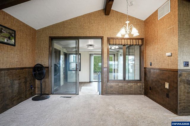 5027 Charleston Dr SE, Salem, OR 97317