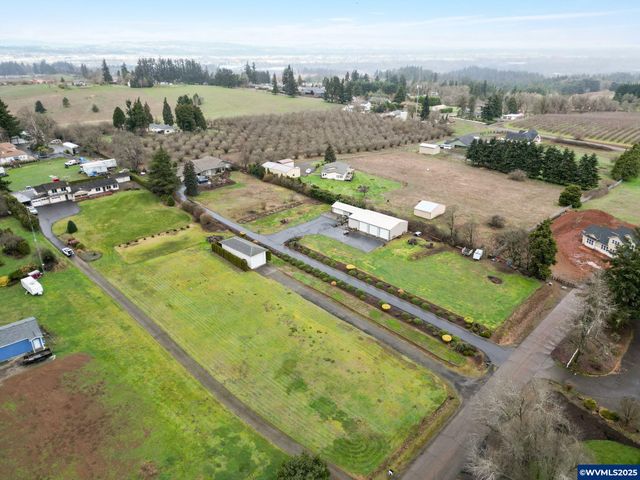 5027 Charleston Dr SE, Salem, OR 97317