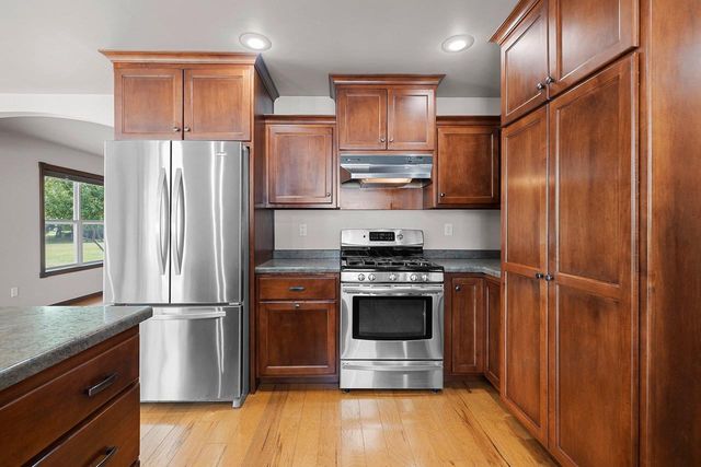 773 N MELCORN CIRCLE, De Pere, WI 54115