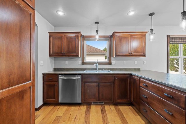 773 N MELCORN CIRCLE, De Pere, WI 54115