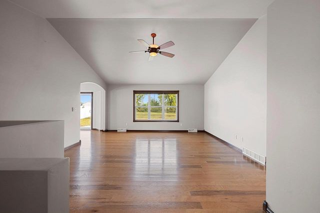 773 N MELCORN CIRCLE, De Pere, WI 54115