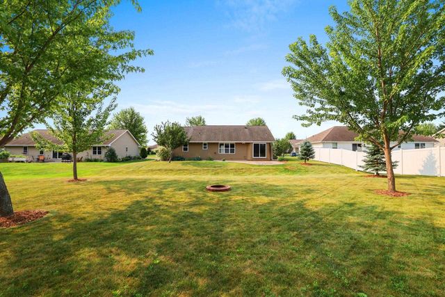 773 N MELCORN CIRCLE, De Pere, WI 54115