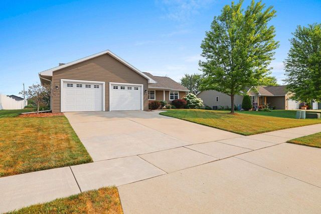 773 N MELCORN CIRCLE, De Pere, WI 54115
