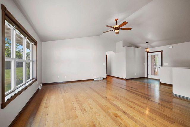 773 N MELCORN CIRCLE, De Pere, WI 54115