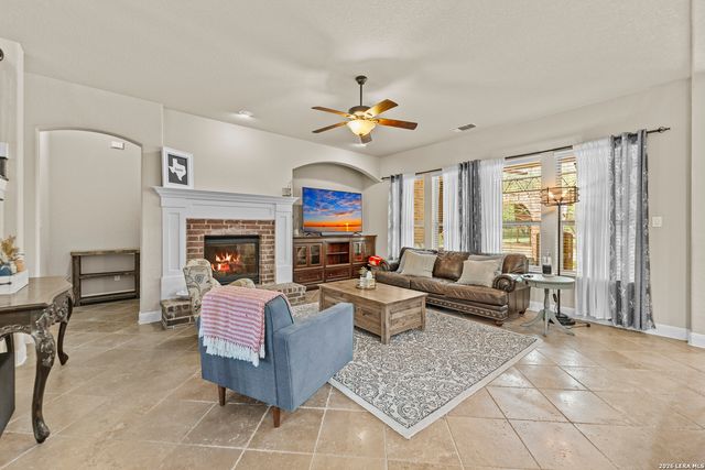 113 CANYON CIR, Boerne, TX 78015