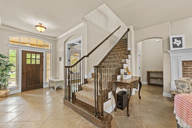 113 CANYON CIR, Boerne, TX 78015