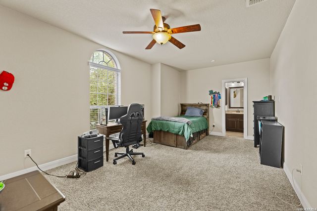 113 CANYON CIR, Boerne, TX 78015