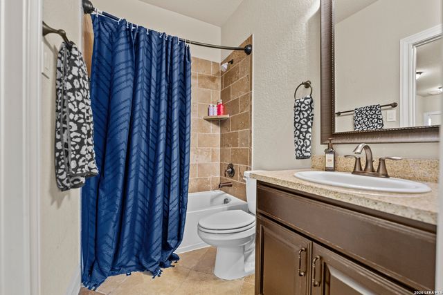 113 CANYON CIR, Boerne, TX 78015