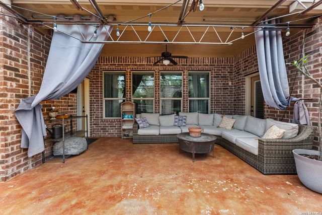 113 CANYON CIR, Boerne, TX 78015