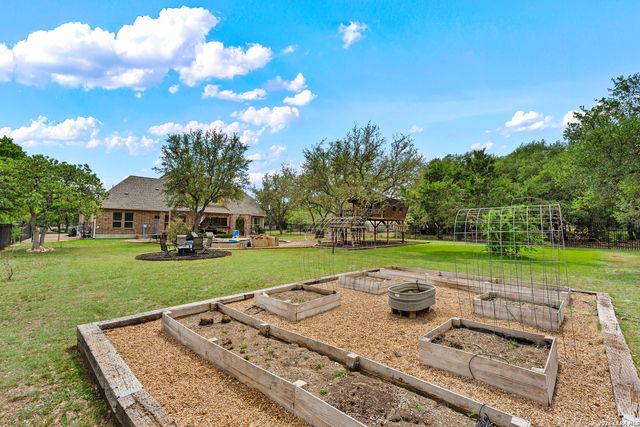 113 CANYON CIR, Boerne, TX 78015