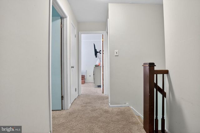 18 HYACINTH LN, Sicklerville, NJ 08081