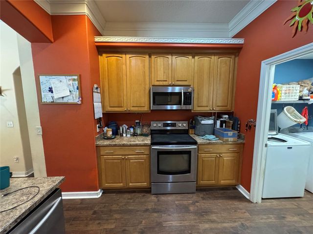 30542 APRICOT AVENUE, Eustis, FL 32736
